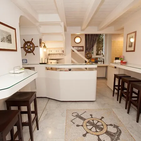 Ausonia 4* Napoli
