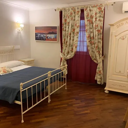 Ausonia 4* Neapel