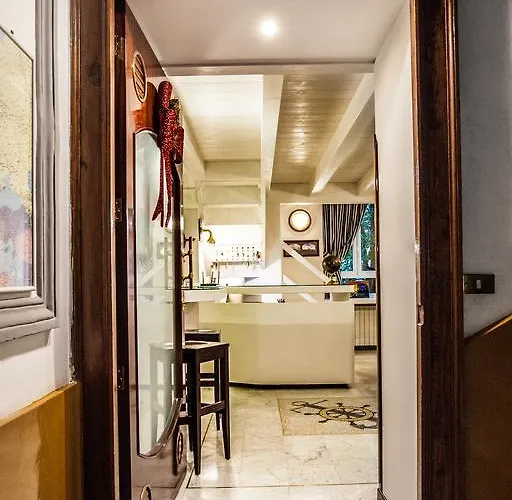 Ausonia Konukevi Napoli