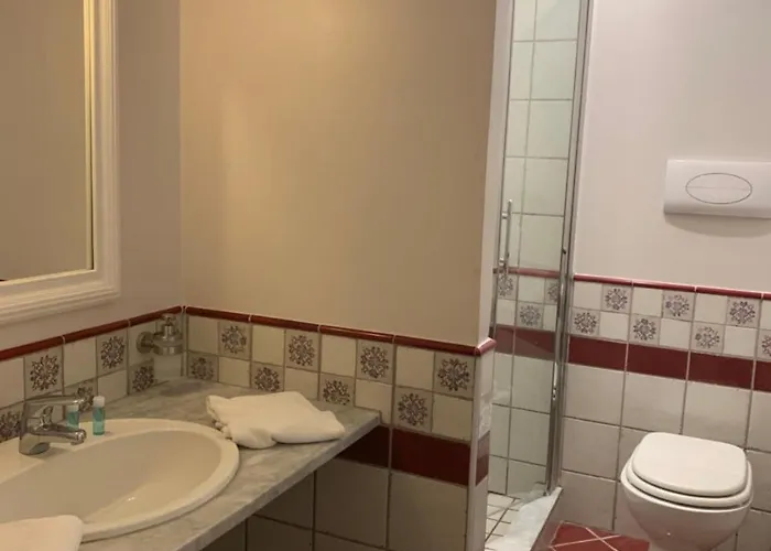 Konukevi Ausonia Napoli